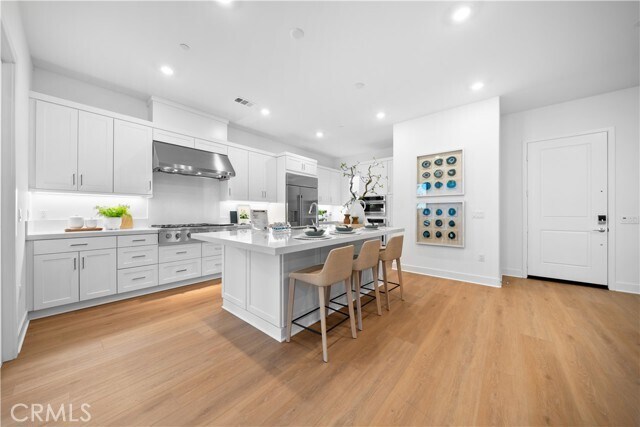 Building Photo - 580 Mulligan