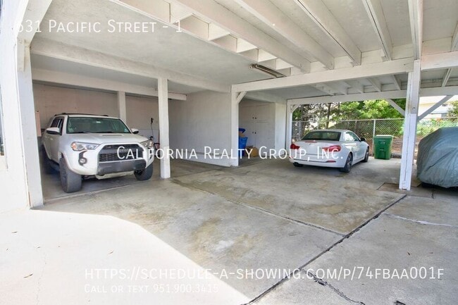 Building Photo - 631 Pacific St