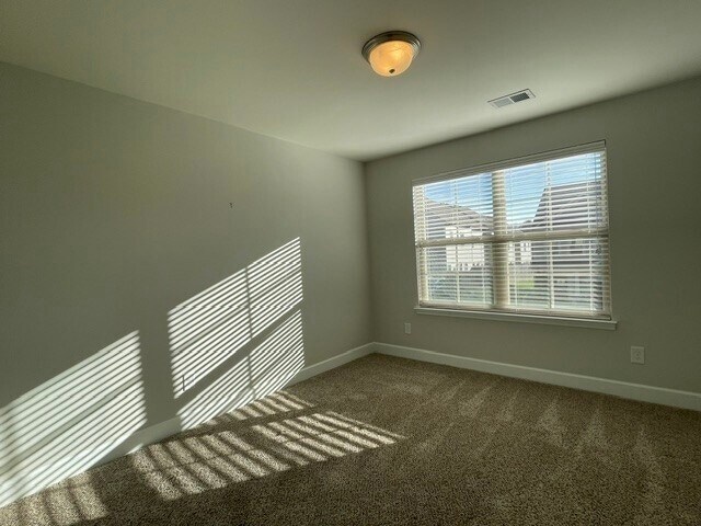 Building Photo - 2022 Abbingdon Way