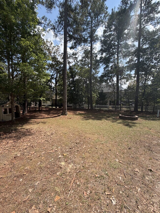 Building Photo - 44 Cutter Cir