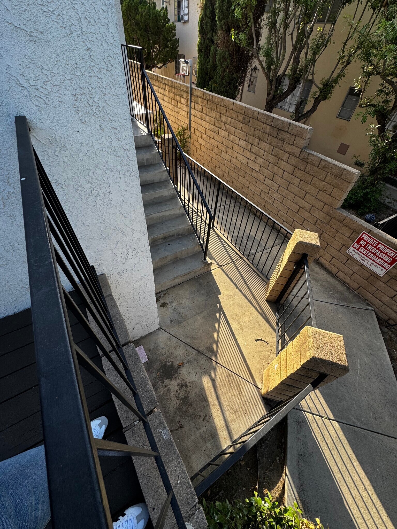 Building Photo - 2208 N Broadway