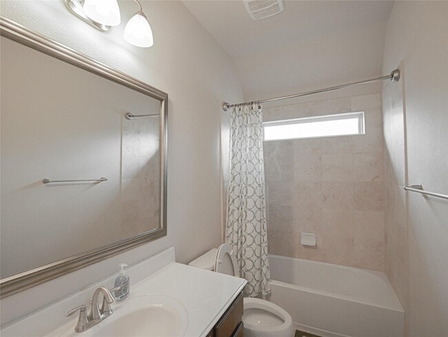 Building Photo - 2701 Camden Hills Ln