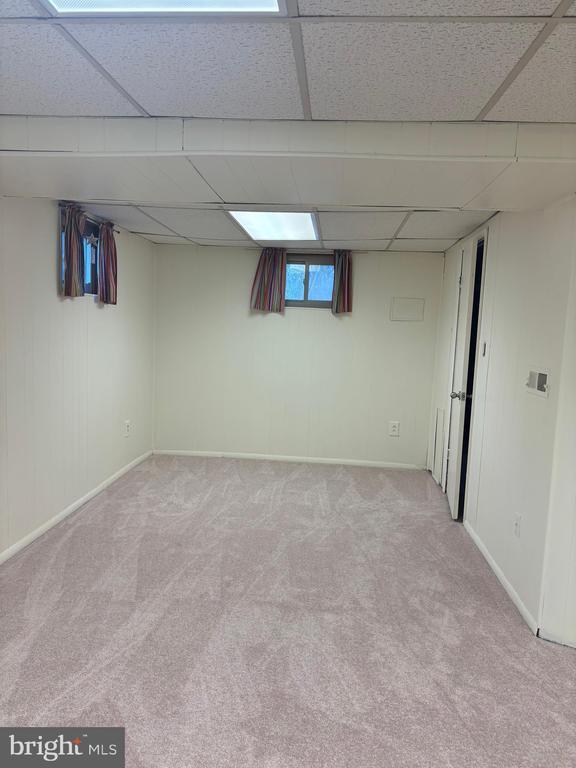 Building Photo - 1249 Derbyshire Rd