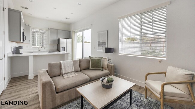 Building Photo - 8200 W Encanto Blvd