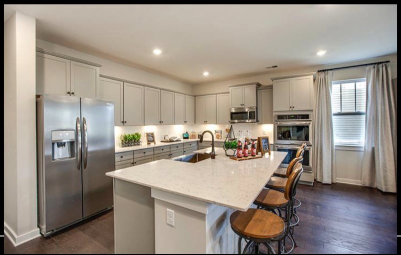 Building Photo - 192 Picasso Cir