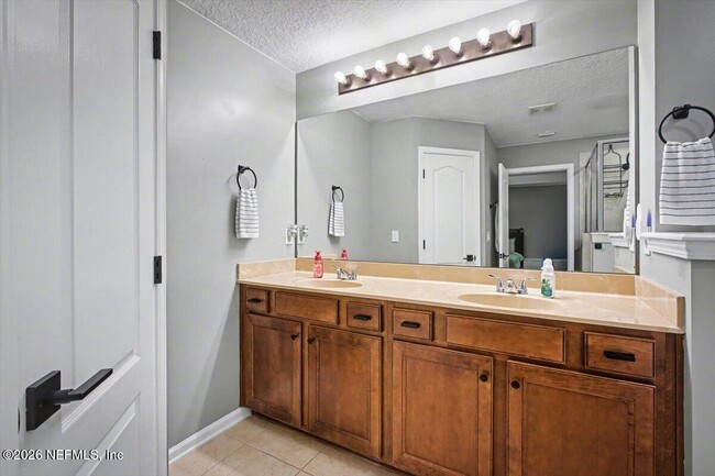 Building Photo - 2327 Caney Oaks Dr
