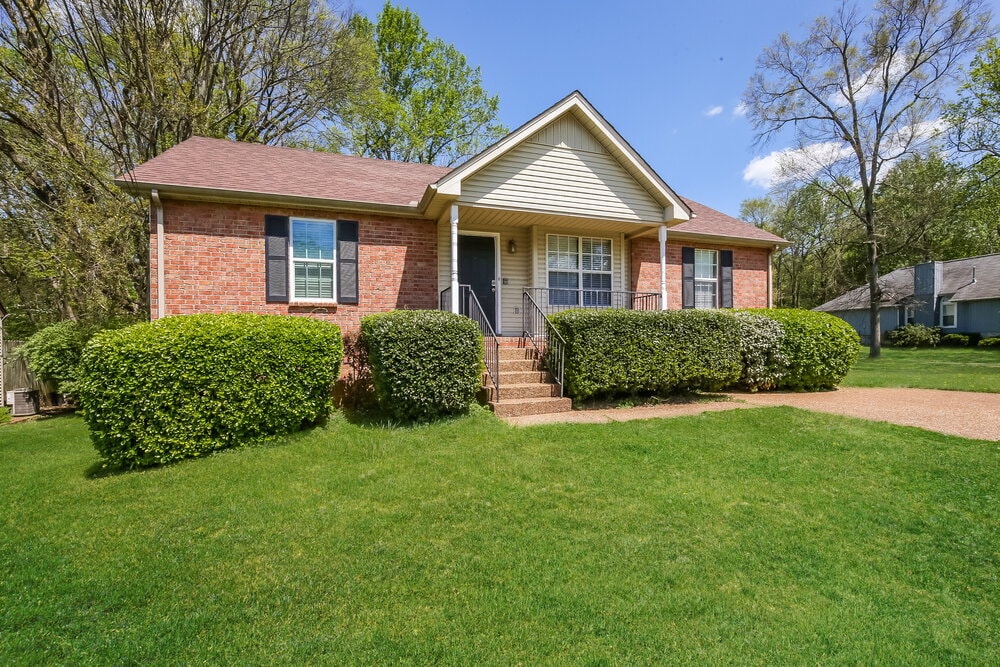 Building Photo - 1417 Quail Run