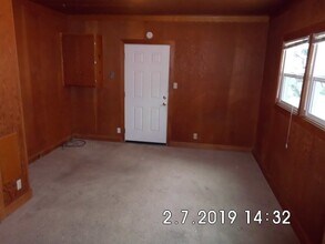 Building Photo - LA914-Bernal, Raymond