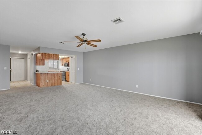 Building Photo - 1203 SW 48th Terrace