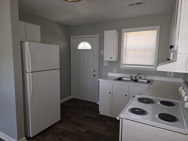 Building Photo - ORANGEBURG