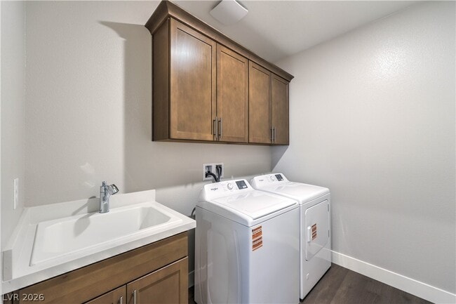 Building Photo - 497 Chestnut Falcon Ave