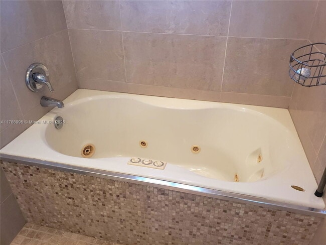 Building Photo - 1818 Rodman St