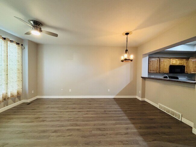 Building Photo - 4518 Cave Run Ln