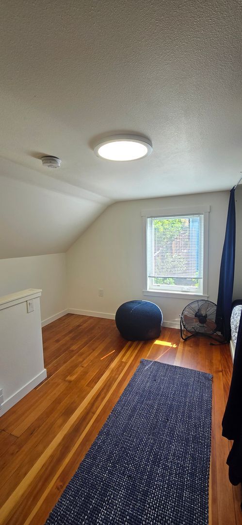 Building Photo - Furnished Listing-213 West 12th St., Port Angeles, WA 98362