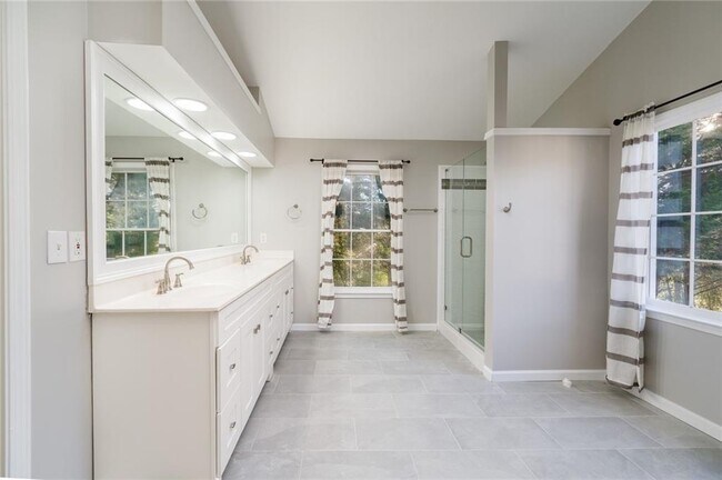 Building Photo - 6480 Stapleford Ln