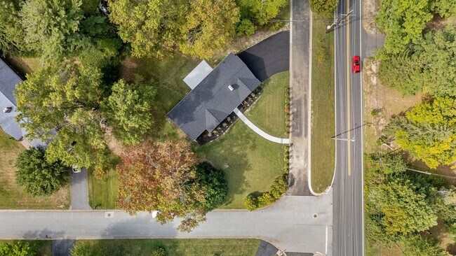 Building Photo - Renovated Ranch in North Wlmington