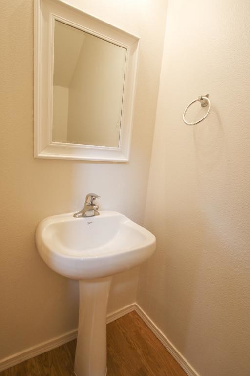 Building Photo - 16075 SW Whistling Swan Ln