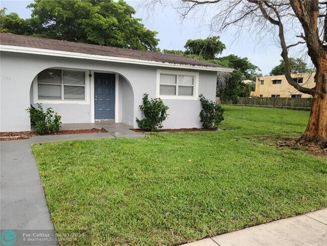 Primary Photo - 736 NW 2nd Ave