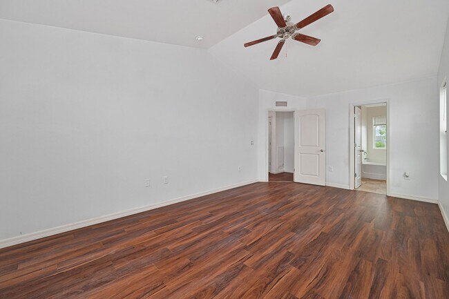 Building Photo - 3BR/2.5BA Cape Coral Home w/ 2-Car Garage & Spacious Yard – Available Now!