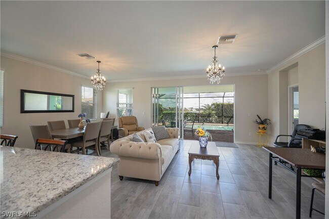 Building Photo - 2075 Parson St