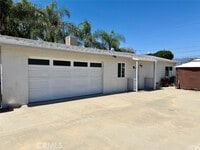 Building Photo - 18421 E Cypress St