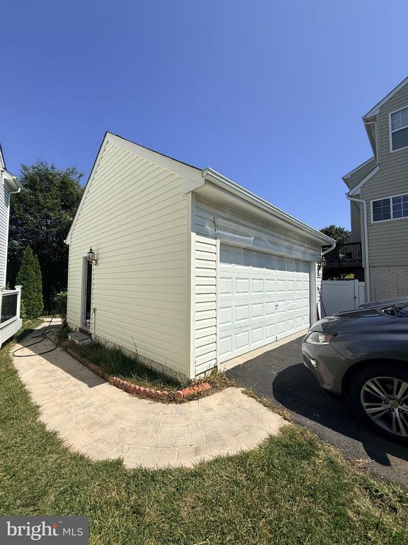 Building Photo - 8140 Gilroy Dr