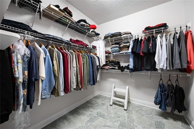 Building Photo - 3926 Sunshine Pine Ave