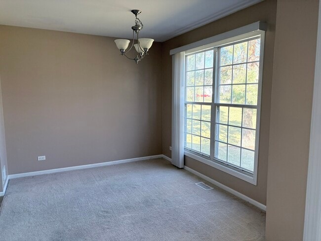 Building Photo - 1428 W Sapphire Dr