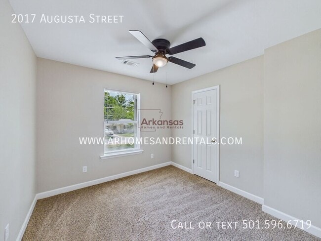 Building Photo - 2017 Augusta St