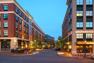 Building Photo - The Residences at Portwalk Place