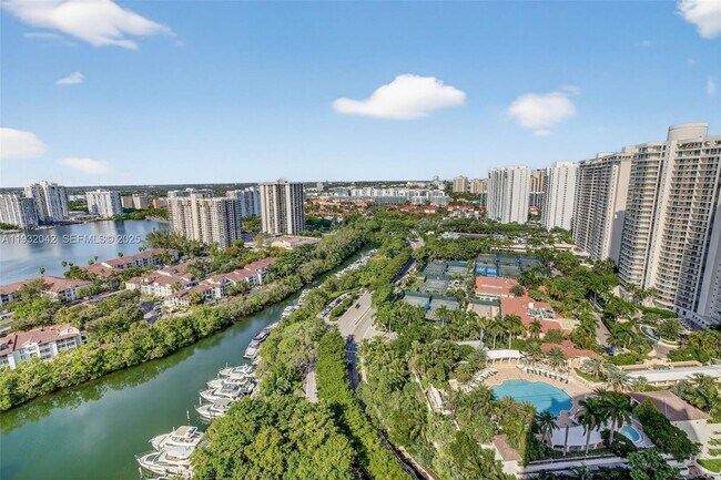 Building Photo - 4100 Island Blvd