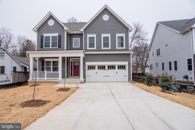 Building Photo - 6928 Regent Ln