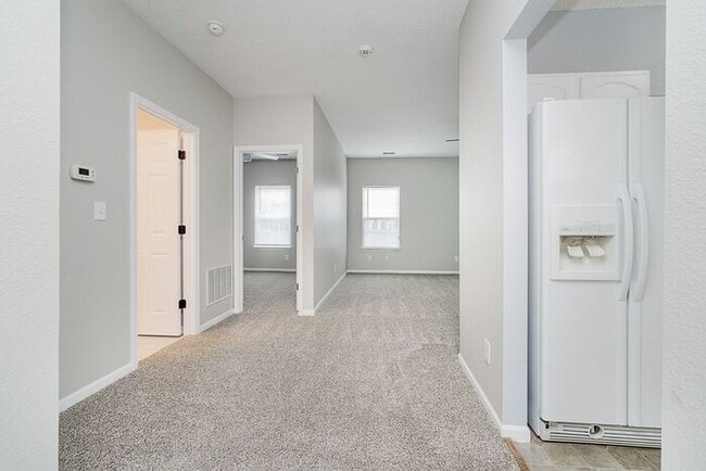 Building Photo - 15544 Dusty Trail