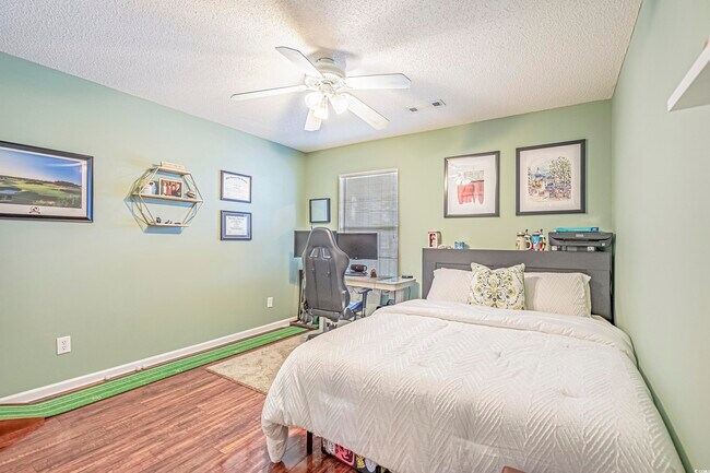 Building Photo - 4930 Windsor Green Way