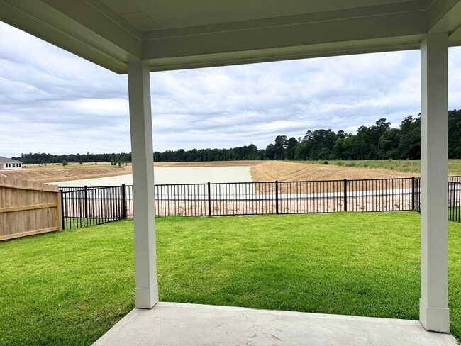 Building Photo - 16238 Parish Pointe Ct