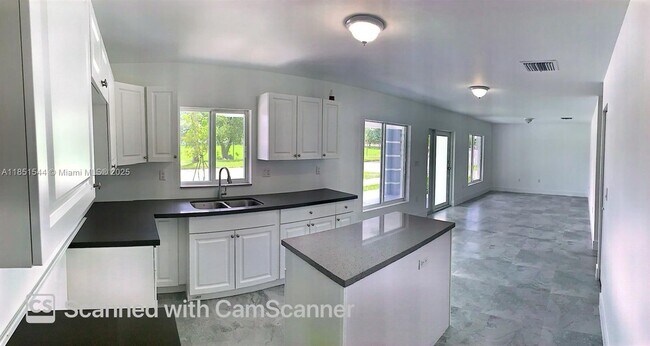Primary Photo - 21872 SW 118th Ave