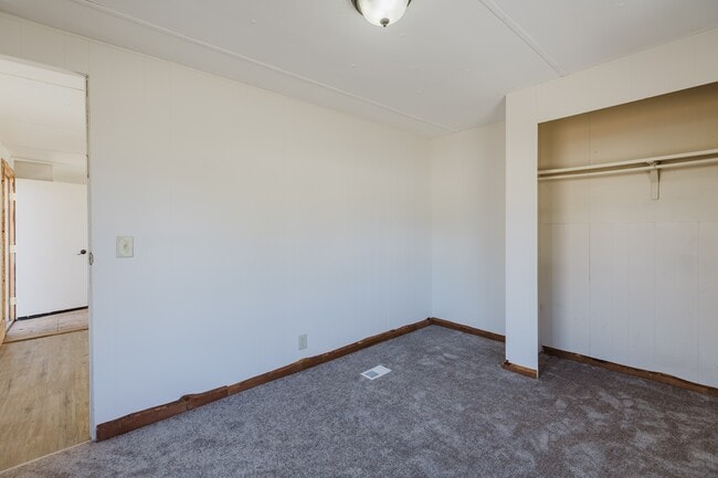 Building Photo - 118 Homestead Dr