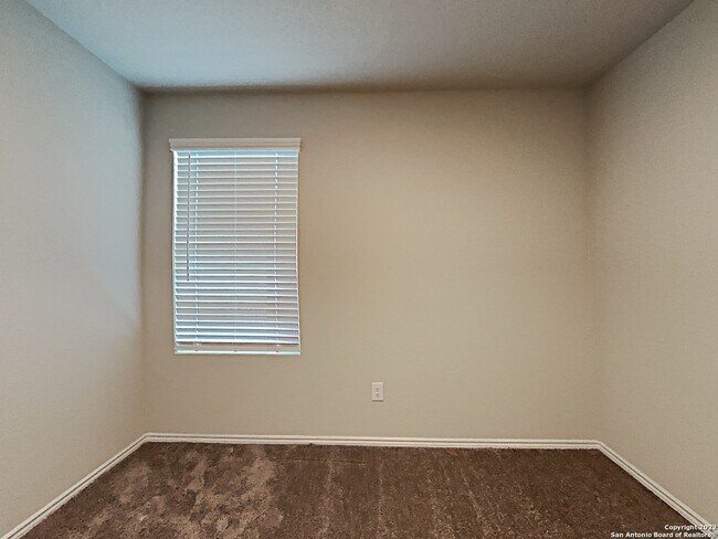 Building Photo - 5550 Basil Chase