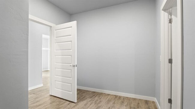 Building Photo - 17857 Salem Rd