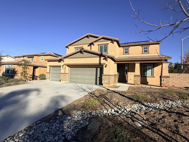 Building Photo - 31124 Hanover Ln