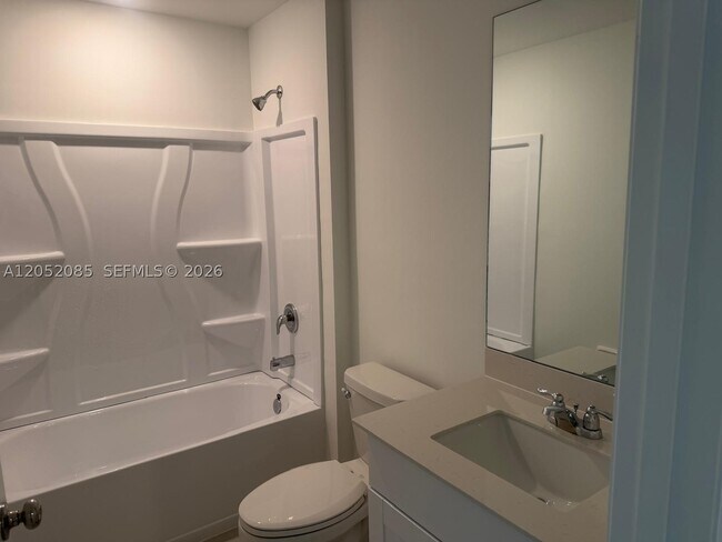 Building Photo - 17332 Cantu Ct