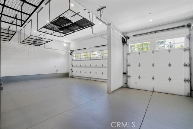 Building Photo - 2520 La Condesa Dr
