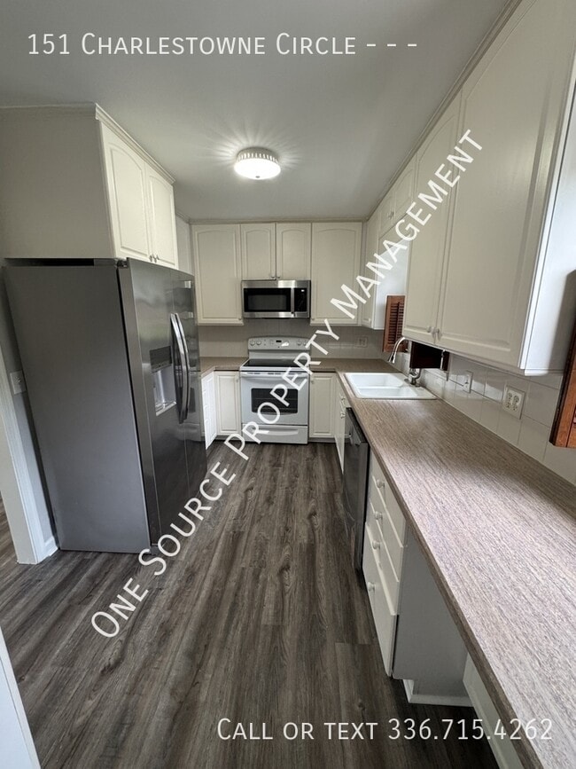 Building Photo - 151 Charlestowne Cir