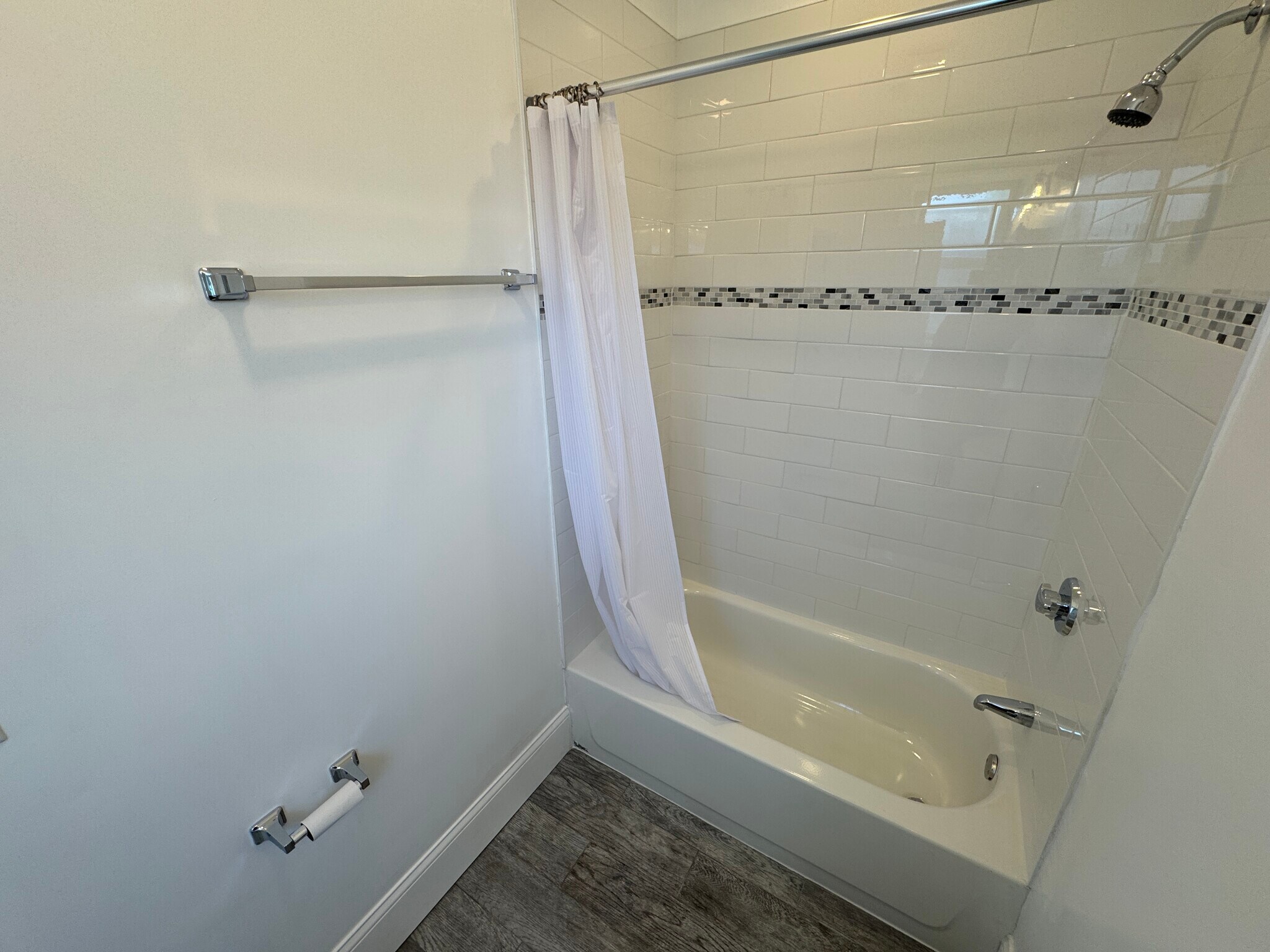 Building Photo - 29 Cameron Ave