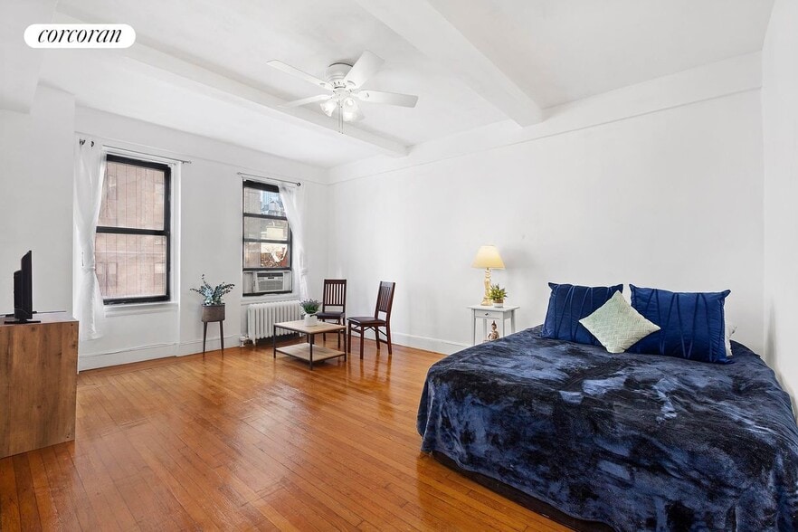 Primary Photo - 243 W End Ave