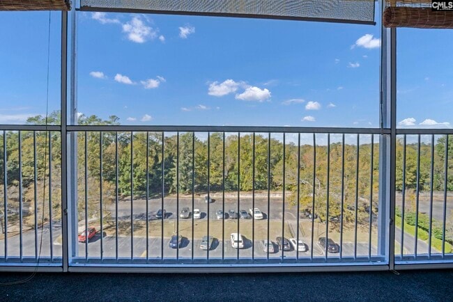 Building Photo - 1825 St Julian Pl