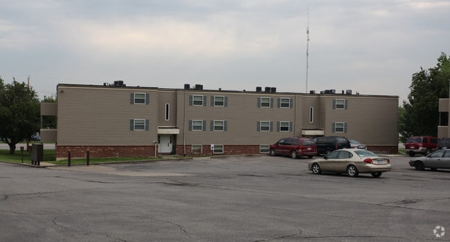 Building Photo - Applewood Apartments
