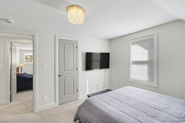 Building Photo - 314 S Laurel St