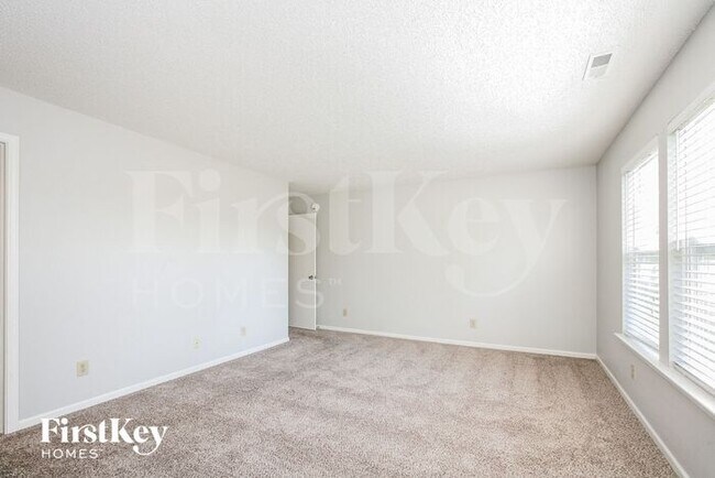 Building Photo - 19553 Tradewinds Dr