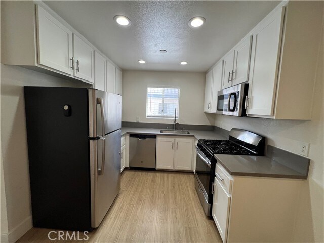 Building Photo - 5401 E Anaheim Rd